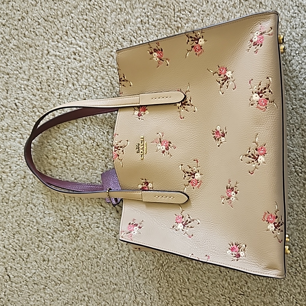 NWOT Coach Charlie Carryall in pebbled leather